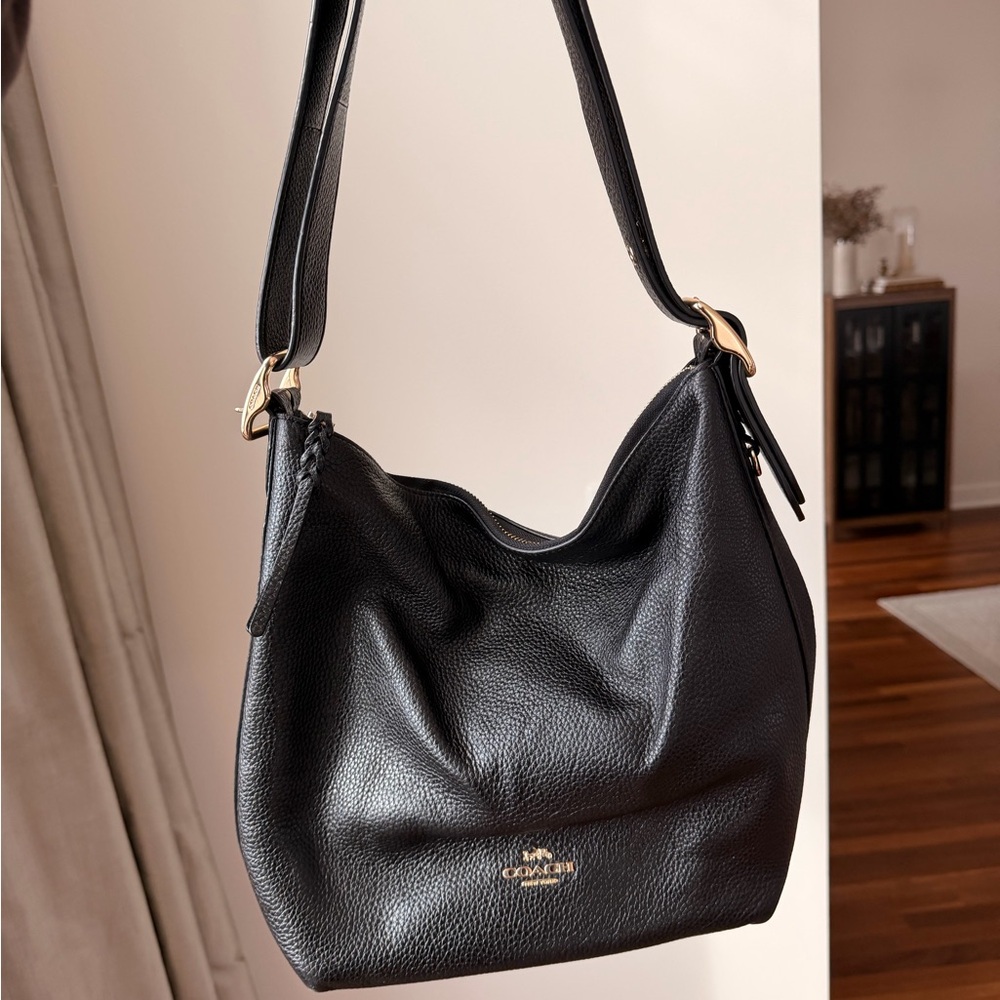 *SOLD* Coach Black Leather Val Duffle Bag (C2818)